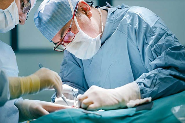 Phẫu thuật đĩa đệm cổ áp dụng cho trường hợp bệnh nặng