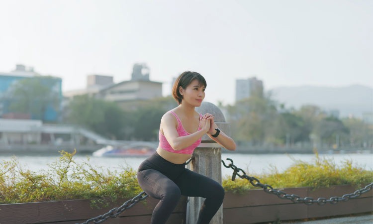  Tập squat thường xuyên giúp cải thiện cấu trúc khớp gối